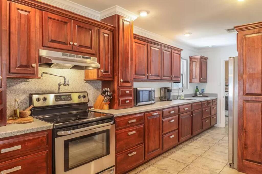 4/3 Home Centrally Located, Beach, Casino, Airport, Dining, Golfing, Shopping, Entertainment 格尔夫波特 外观 照片