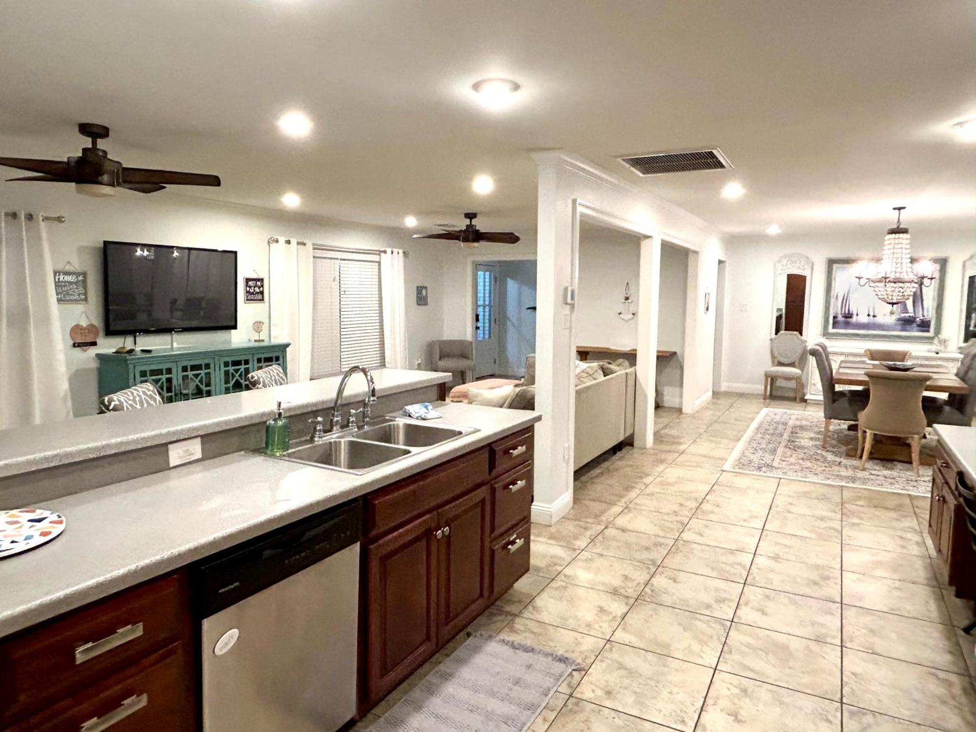 4/3 Home Centrally Located, Beach, Casino, Airport, Dining, Golfing, Shopping, Entertainment 格尔夫波特 外观 照片
